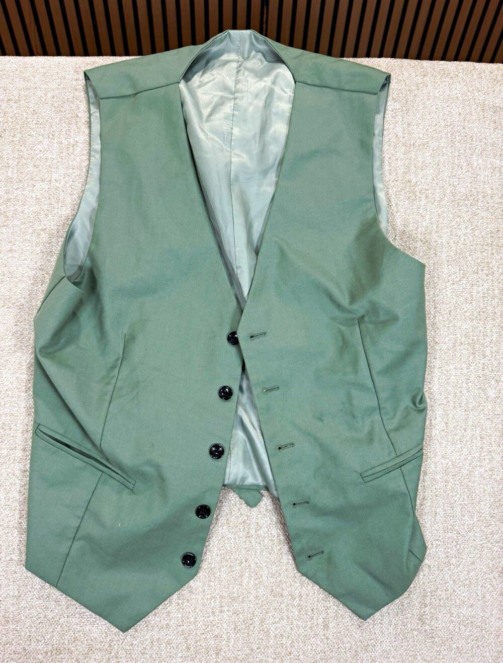 Men's Green Solid Formal Vest Size M Regular Button Front Back Adjuster Strap